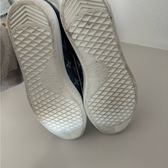 ‼️Authentic men's Louis Vuitton sneakers size 8‼️ - Picture 4 of 6